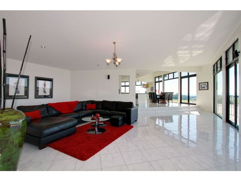 195 Sagars Road, Hazelwood North VIC 3840