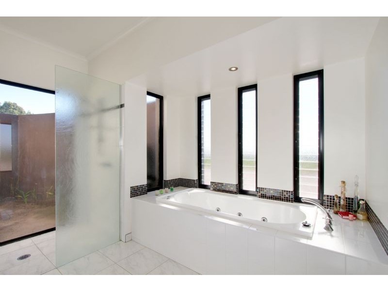 195 Sagars Road, Hazelwood North VIC 3840