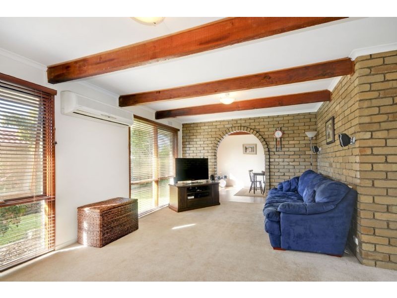 15 Poplar Avenue, Traralgon VIC 3844