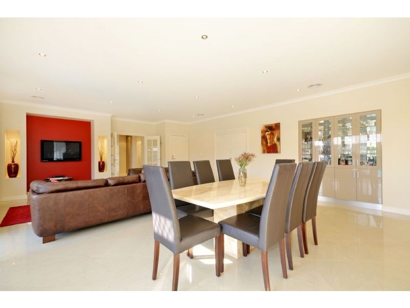 17 Palmgate Terrace, Traralgon VIC 3844
