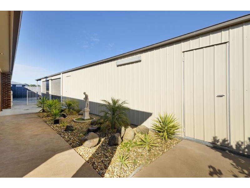 17 Palmgate Terrace, Traralgon VIC 3844