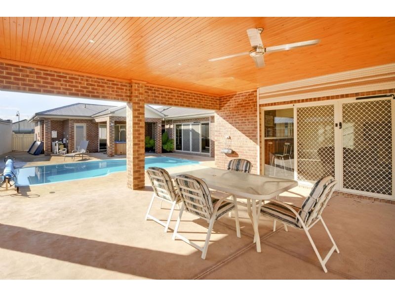 17 Palmgate Terrace, Traralgon VIC 3844