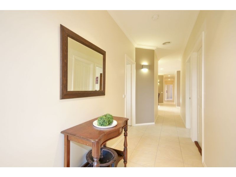 8 Wyndham Court, Traralgon VIC 3844