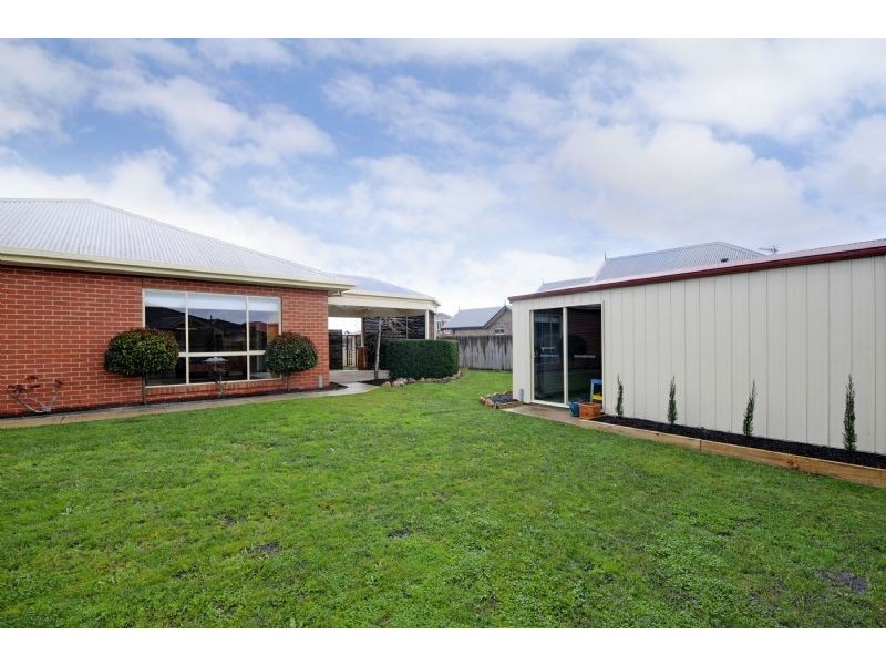 8 Wyndham Court, Traralgon VIC 3844