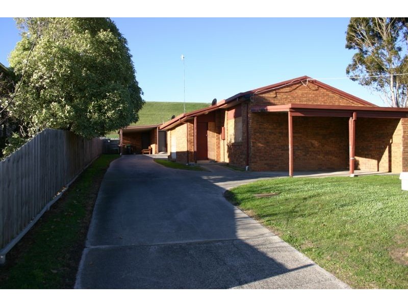 Unit 1&2/93 Comans Street, Morwell VIC 3840