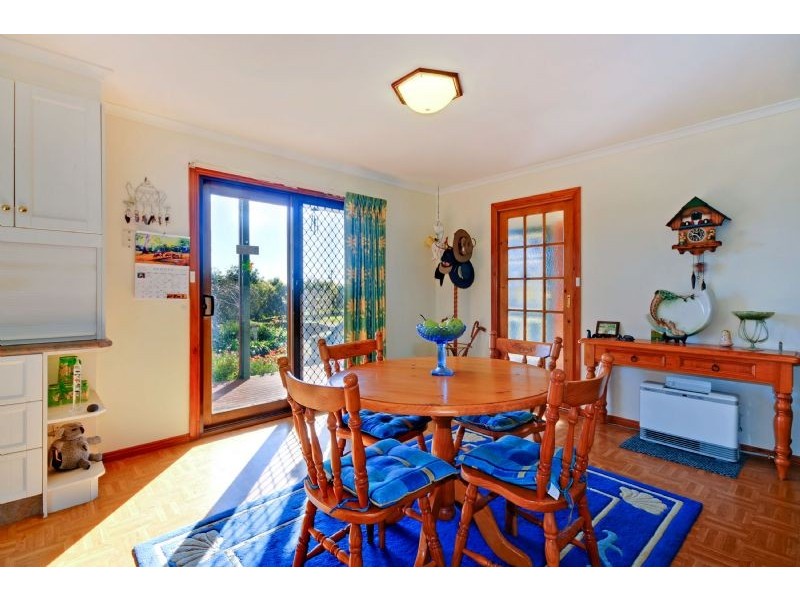 24 Mountview Court, Hazelwood North VIC 3840