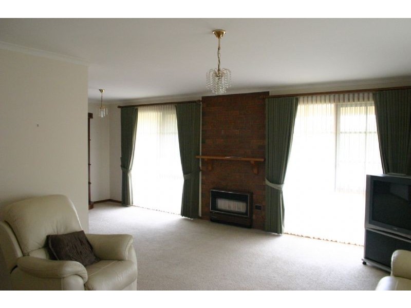 42 Glenview Drive, Traralgon VIC 3844