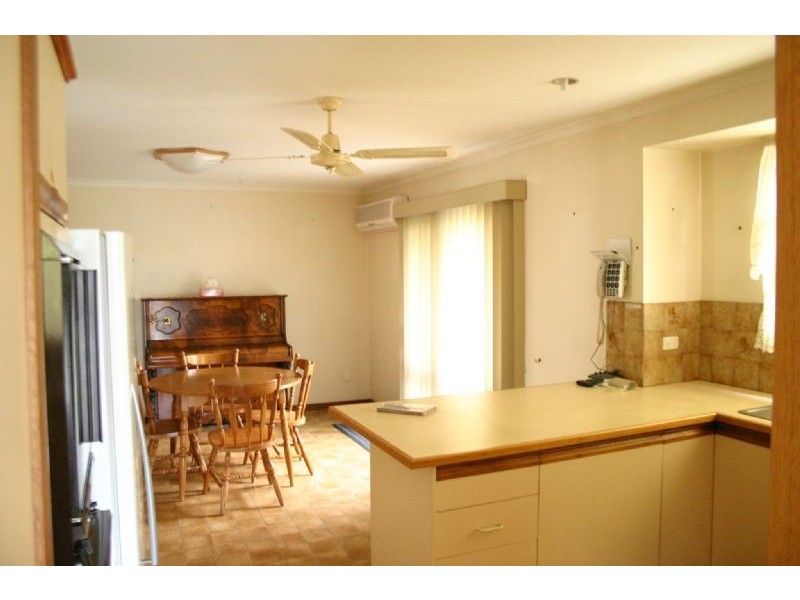 42 Glenview Drive, Traralgon VIC 3844