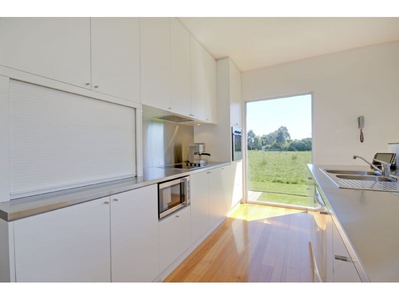 35 Swallow Grove, Traralgon VIC 3844