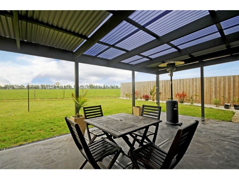 8 Monaghan Close, Traralgon VIC 3844