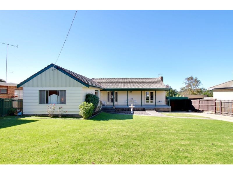 10 Loch Park Road, Traralgon VIC 3844