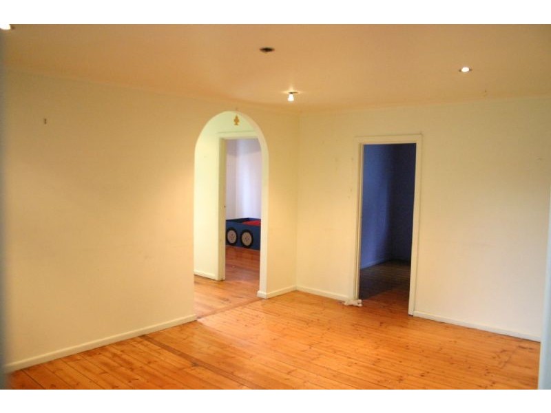 38 Skeels Street, Heyfield VIC 3858