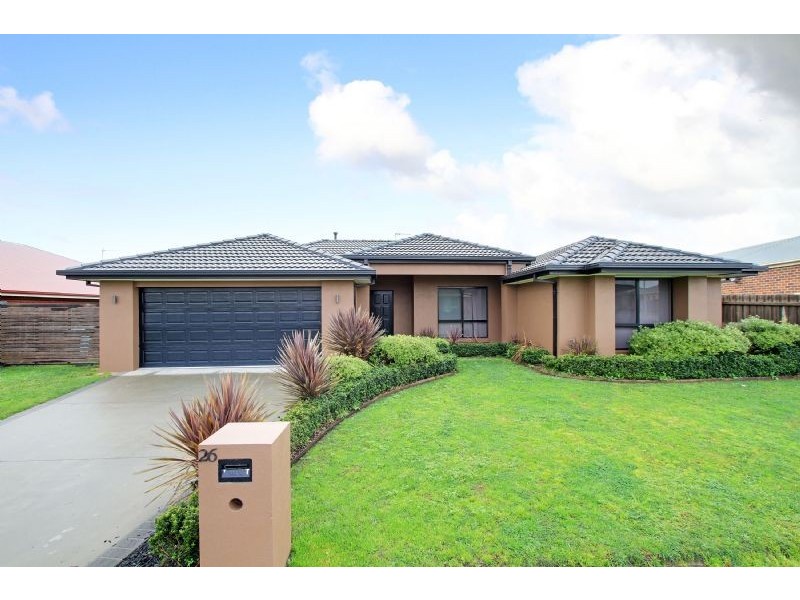 26 Connaught Way, Traralgon VIC 3844