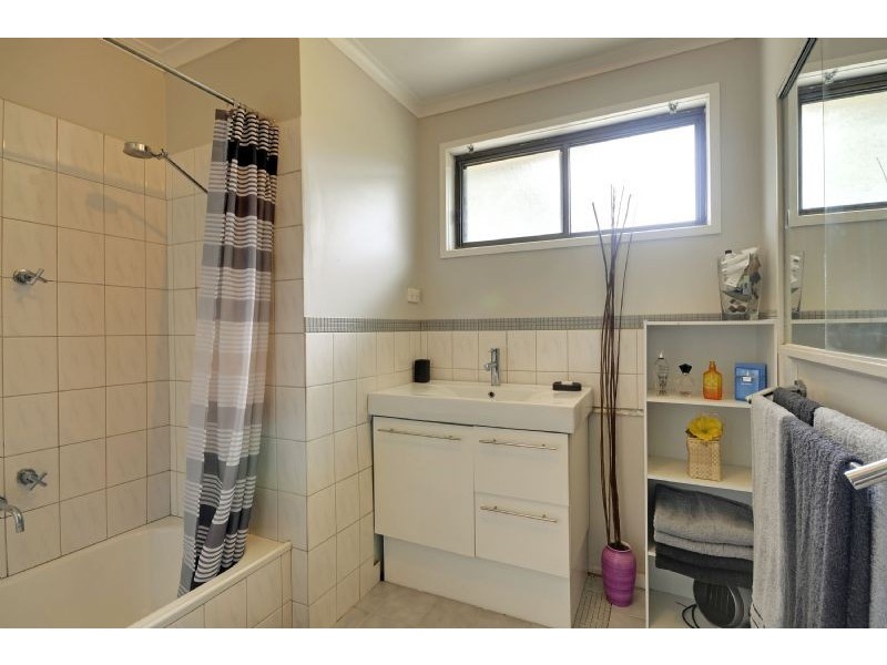 7 Ayres Court, Rosedale VIC 3847