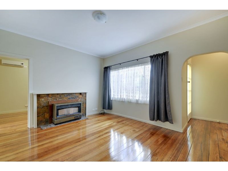 18 Gillies Crescent, Traralgon VIC 3844