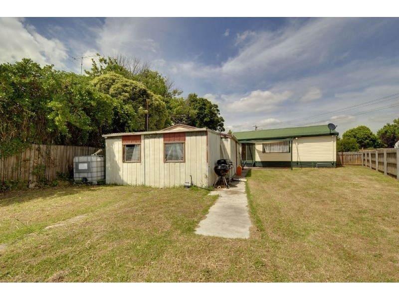 18 Gillies Crescent, Traralgon VIC 3844