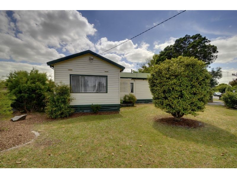 18 Gillies Crescent, Traralgon VIC 3844