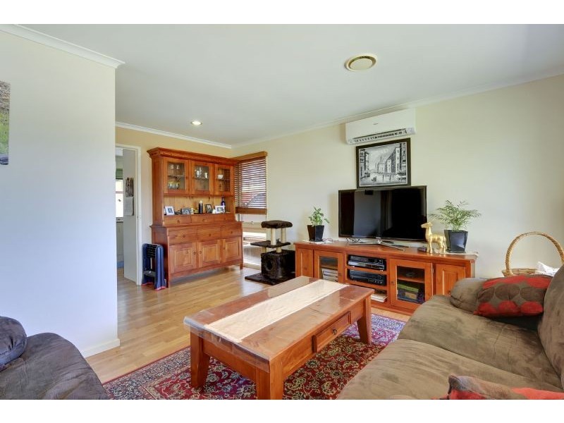 39 Swallow Grove, Traralgon VIC 3844