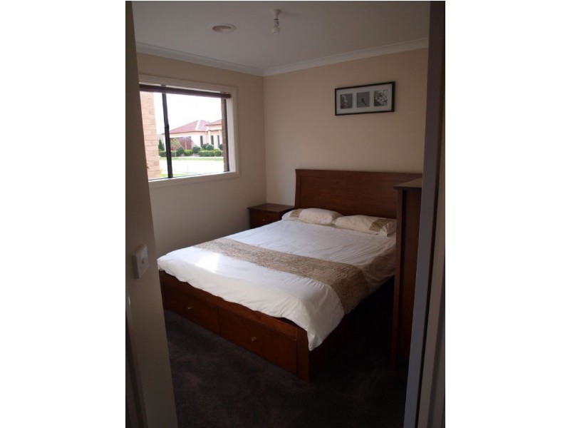 21 CONNAUGHT WAY, Traralgon VIC 3844