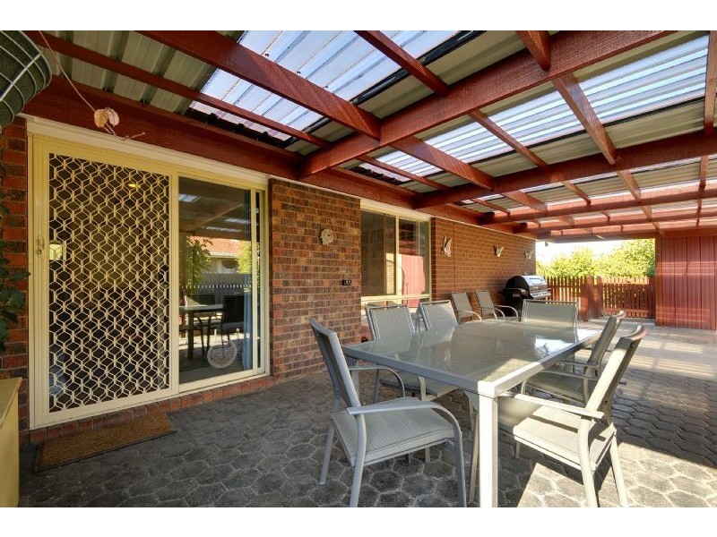 13 Swallow Grove, Traralgon VIC 3844