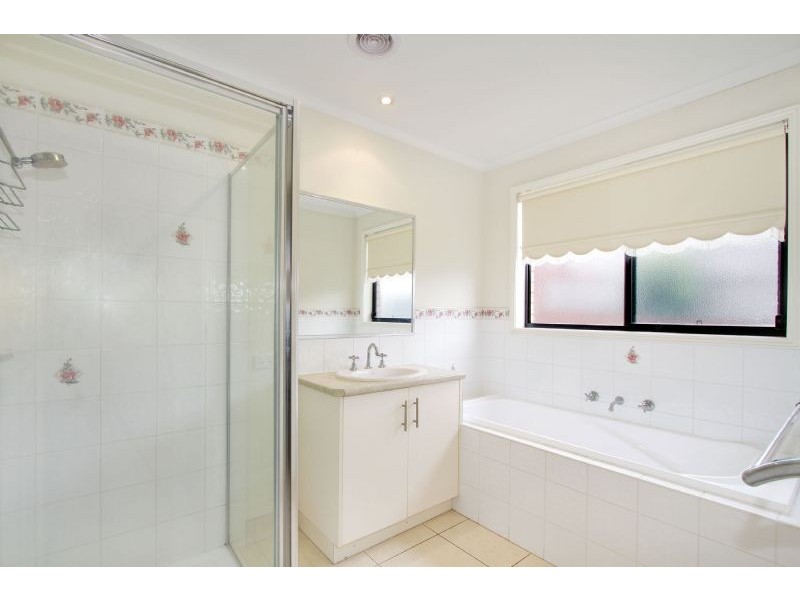 29 Oak Avenue, Traralgon VIC 3844