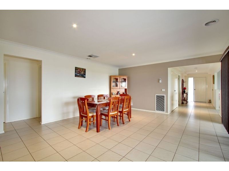 33 Bradman Boulevard, Traralgon VIC 3844