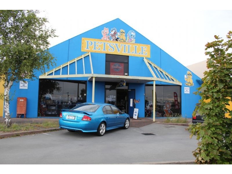 3/2 VESTAN DRIVE, Morwell VIC 3840