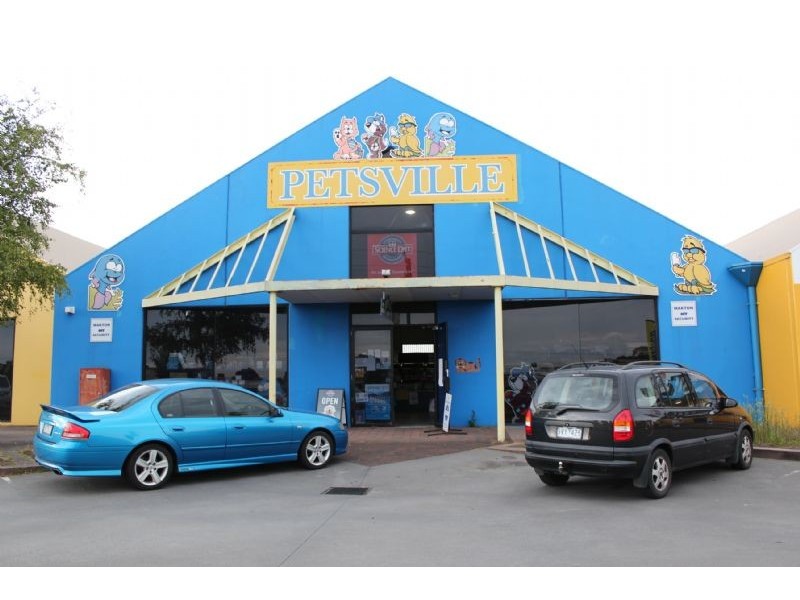 3/2 VESTAN DRIVE, Morwell VIC 3840