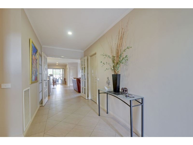 4 Crestmont Court, Traralgon VIC 3844