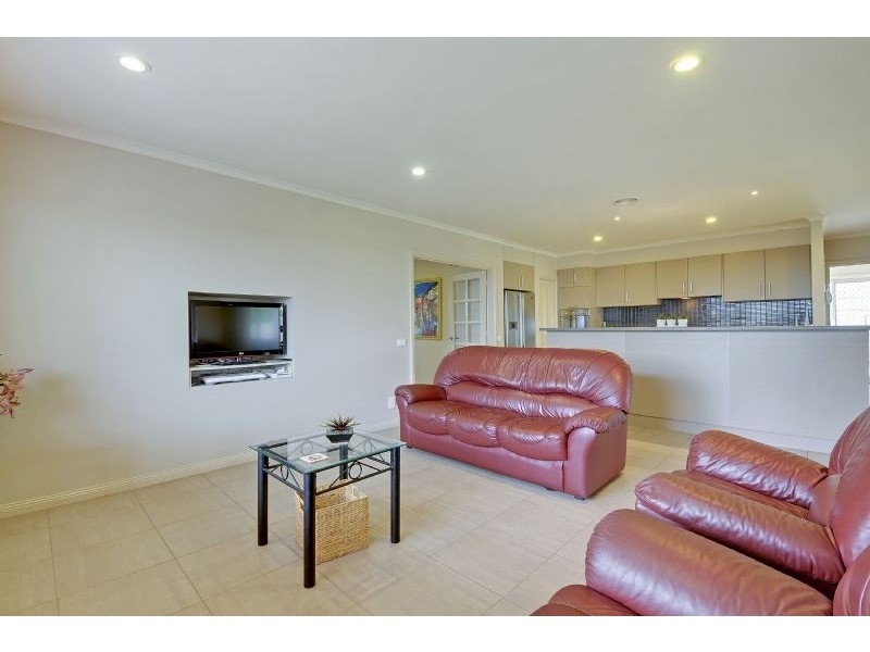 4 Crestmont Court, Traralgon VIC 3844