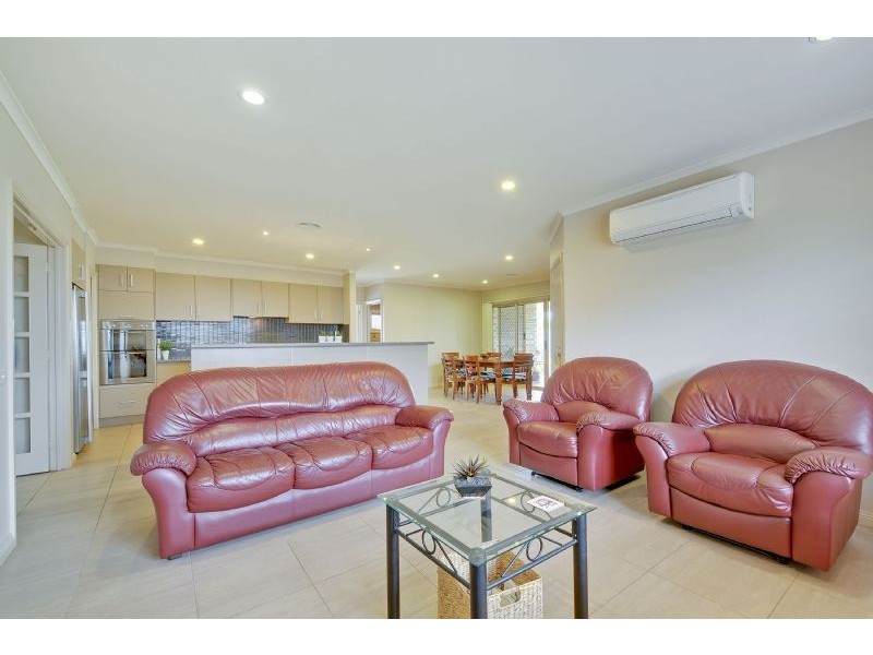 4 Crestmont Court, Traralgon VIC 3844