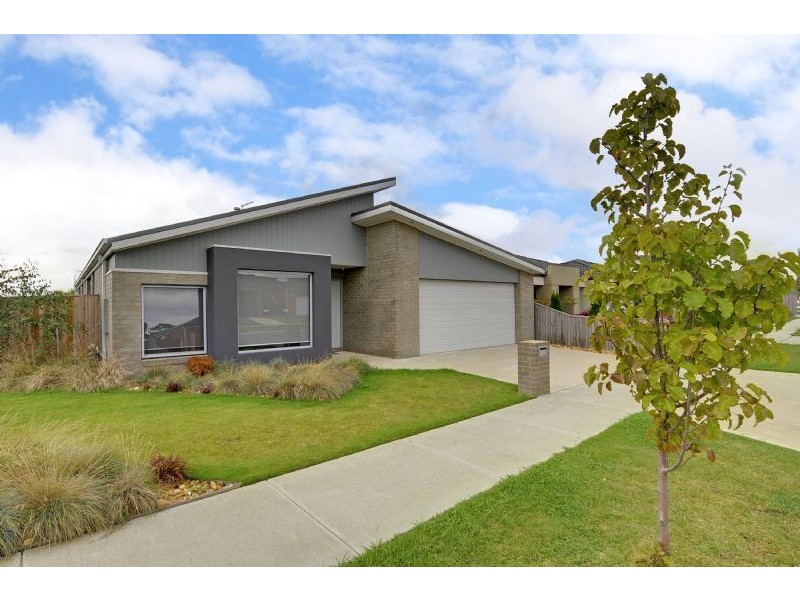 2 Stonehaven Drive, Traralgon VIC 3844