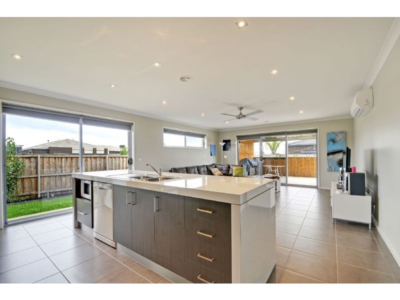 2 Stonehaven Drive, Traralgon VIC 3844