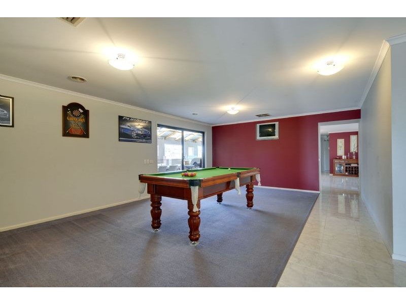 33-35 Greenfield Drive, Traralgon VIC 3844