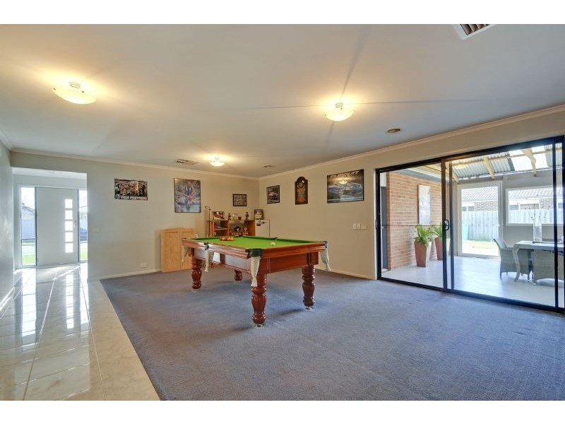 33-35 Greenfield Drive, Traralgon VIC 3844