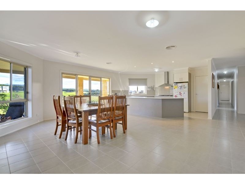 11 Hazelwood Ridge, Hazelwood North VIC 3840