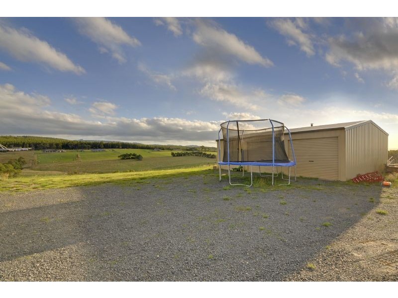 11 Hazelwood Ridge, Hazelwood North VIC 3840