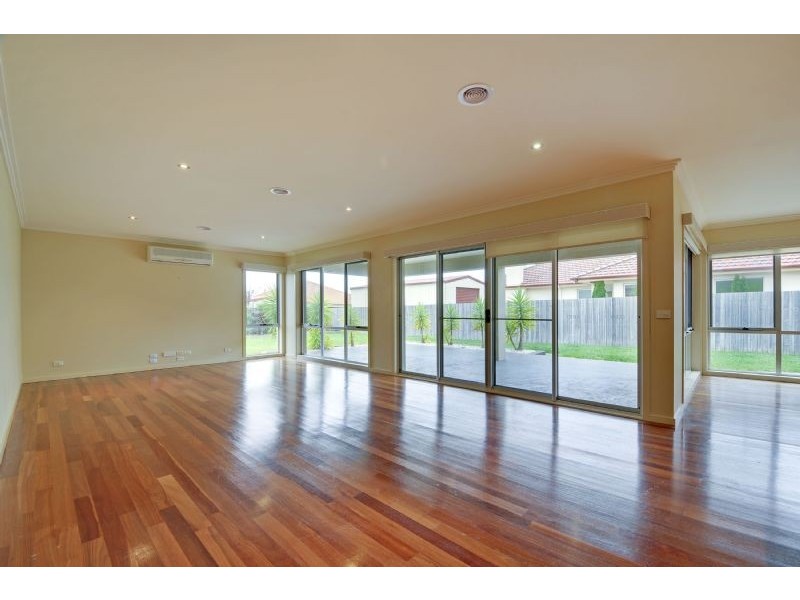 6 Leinster Avenue, Traralgon VIC 3844