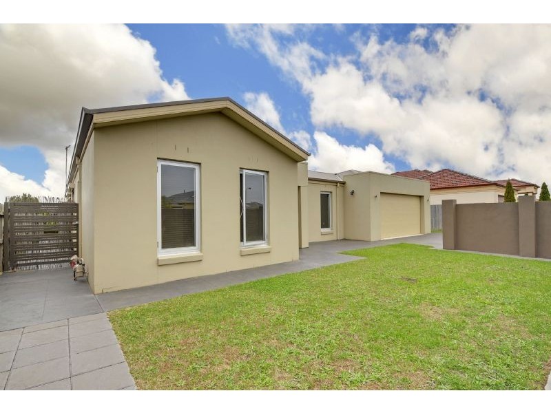 6 Leinster Avenue, Traralgon VIC 3844