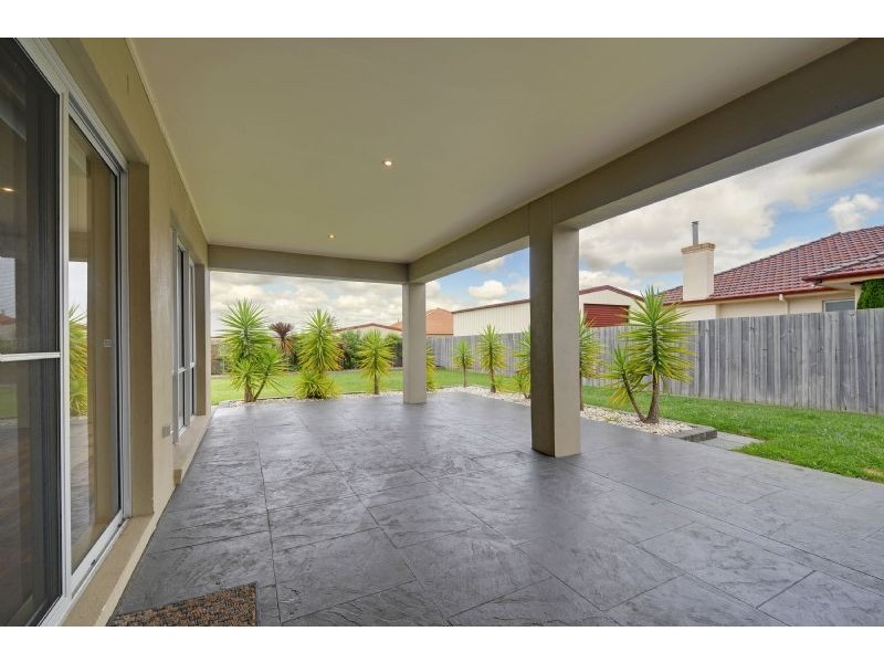 6 Leinster Avenue, Traralgon VIC 3844