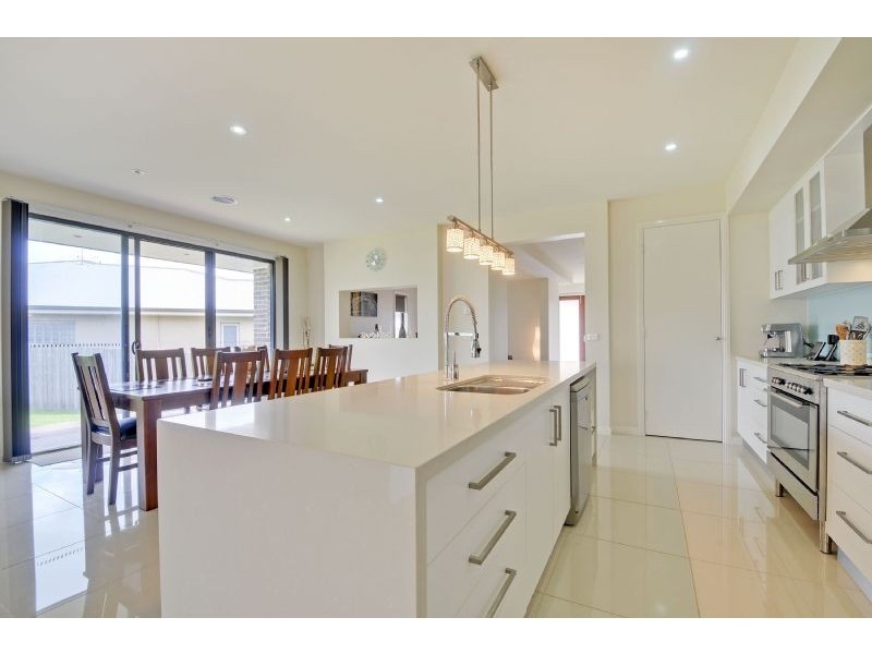 15 Notting Hill, Traralgon VIC 3844