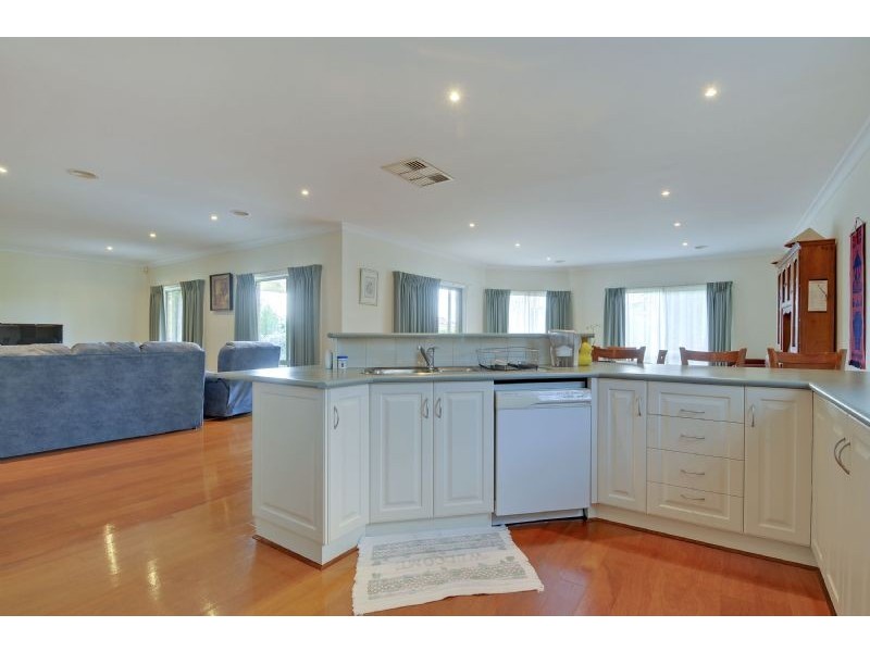 2 Ellenbrae Court, Traralgon VIC 3844