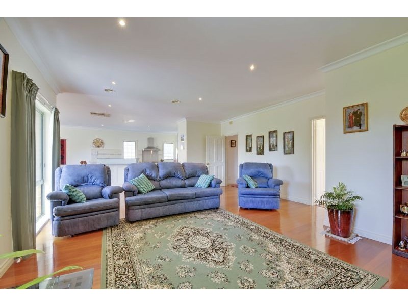 2 Ellenbrae Court, Traralgon VIC 3844
