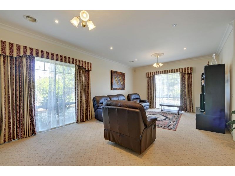 2 Ellenbrae Court, Traralgon VIC 3844