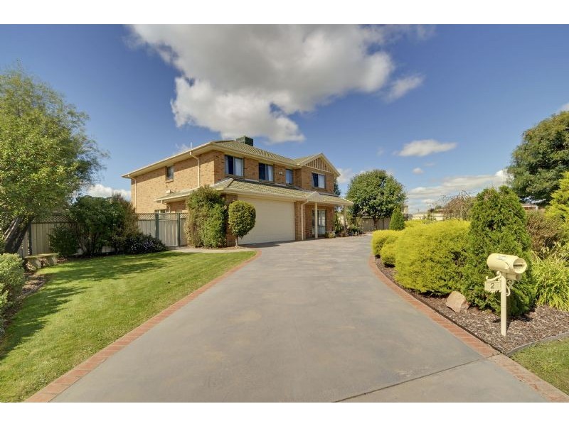 2 Ellenbrae Court, Traralgon VIC 3844