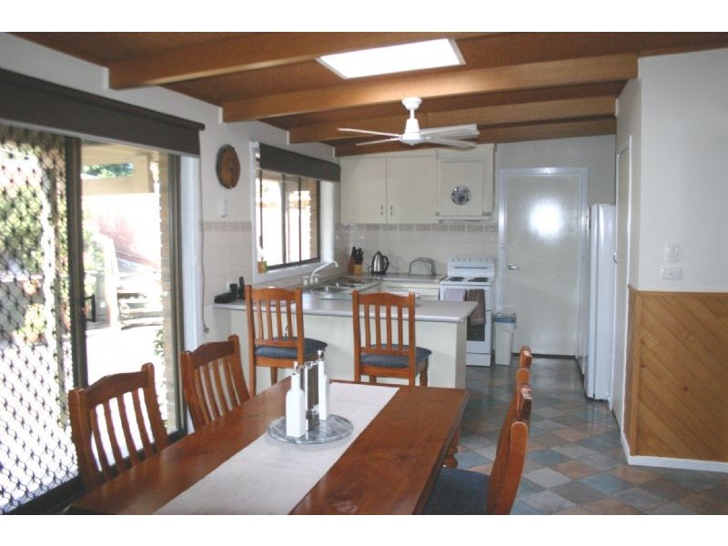 16 William Street, Heyfield VIC 3858