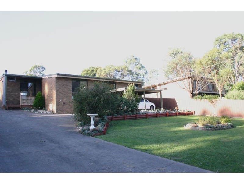 16 William Street, Heyfield VIC 3858