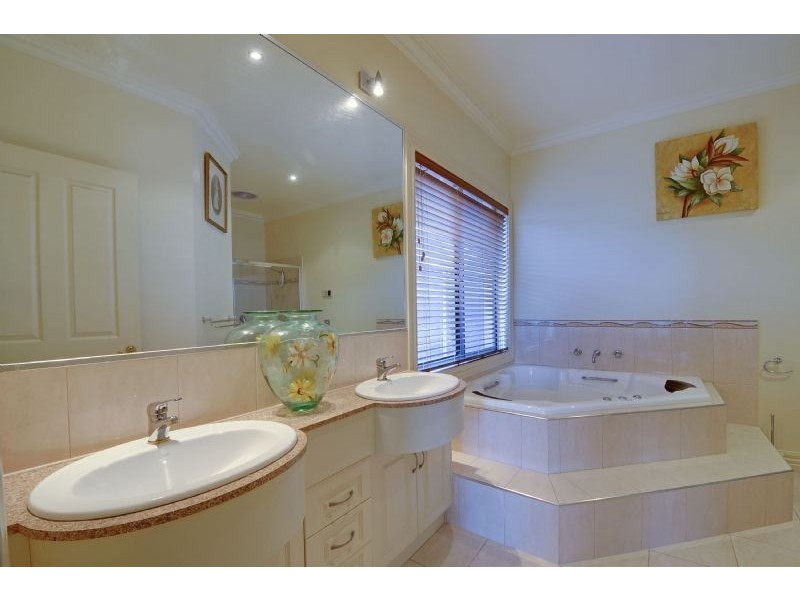 14 Victoria Court, Traralgon VIC 3844