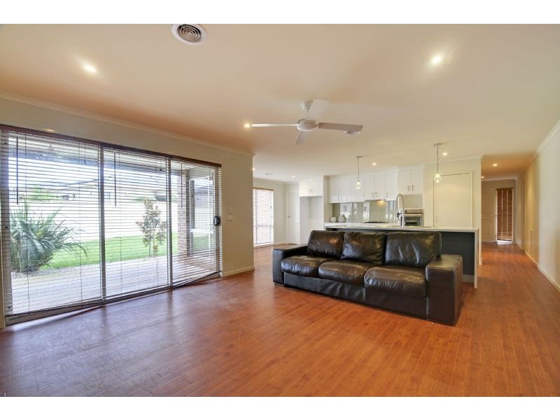 13 Duxbury Drive, Traralgon VIC 3844