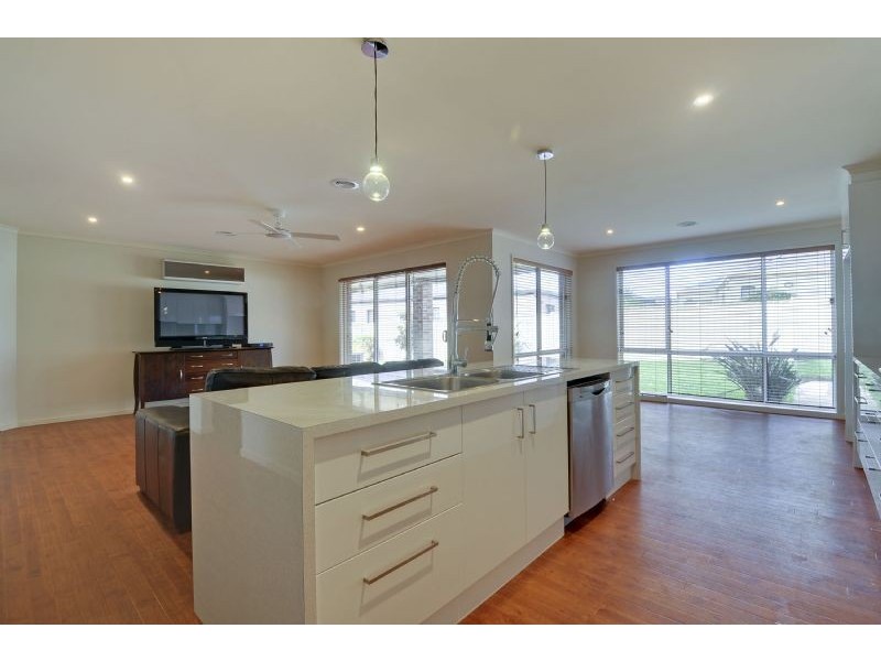 13 Duxbury Drive, Traralgon VIC 3844